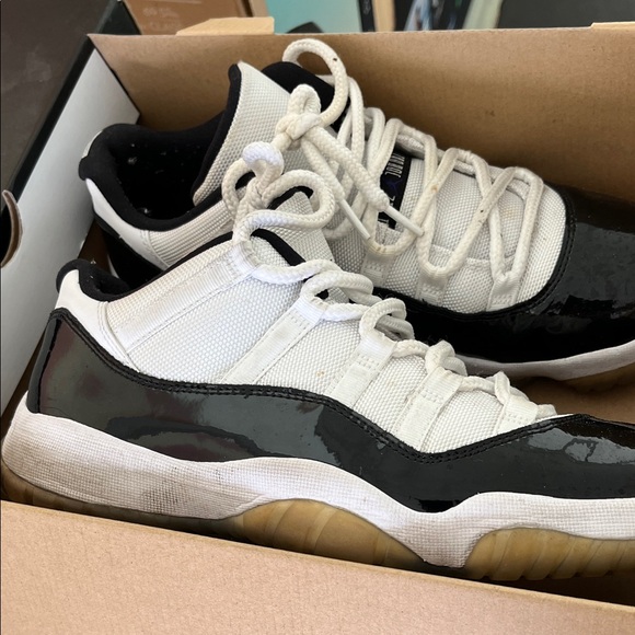 Jordan Black and White Sneakers - Picture 5 of 5